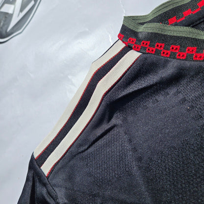 Bayern Munich 3ème Maillot ( 3rd Kit )