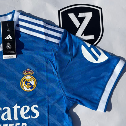 Real Madrid 3ème Maillot ( 3rd Kit )